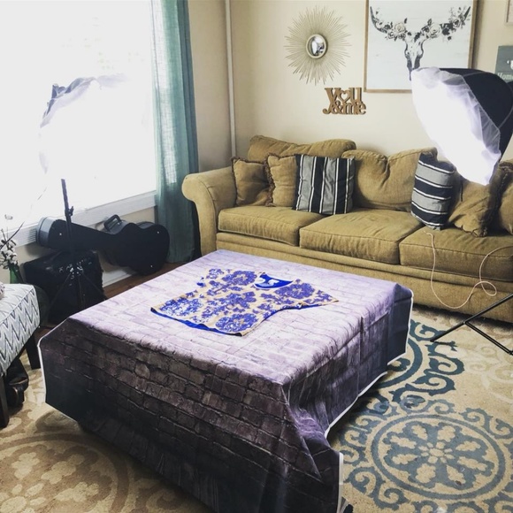 Welcome to my closet! - Picture 4 of 9